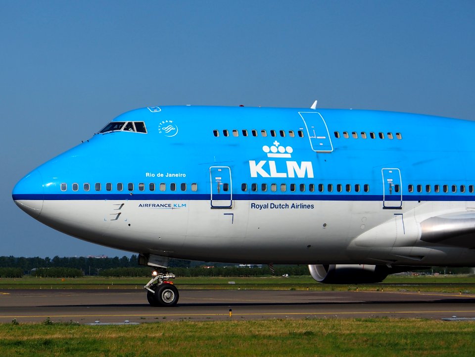 PH-BFR KLM Royal Dutch Airlines Boeing 747-406(M) - cn 27202 taxiing 18july2013 pic-005
