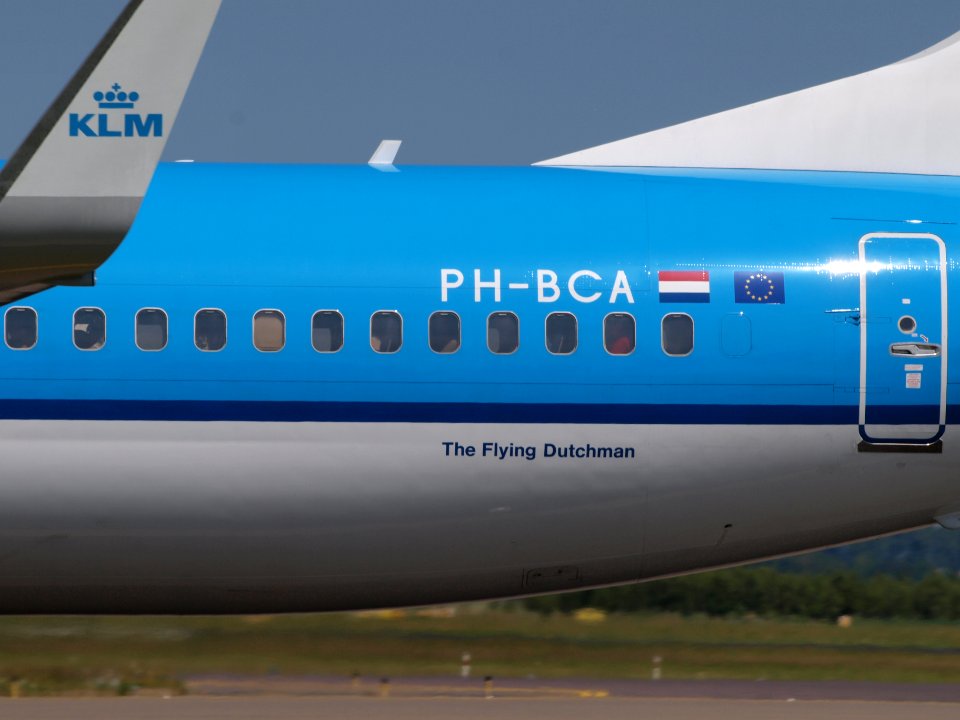 PH-BCA KLM Royal Dutch Airlines Boeing 737-8K2(WL) - cn 37820 taxiing 21July2013 pic-002