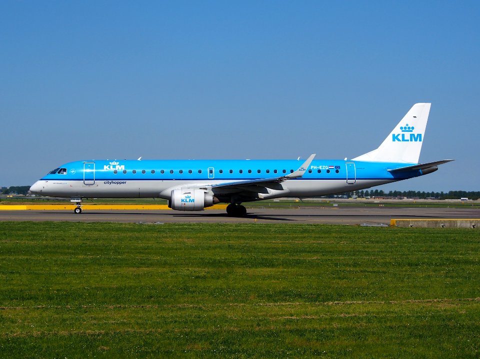 PH-EZG KLM Embraer 190 taxiing at Schiphol (AMS - EHAM), The Netherlands, 18may2014, pic-2
