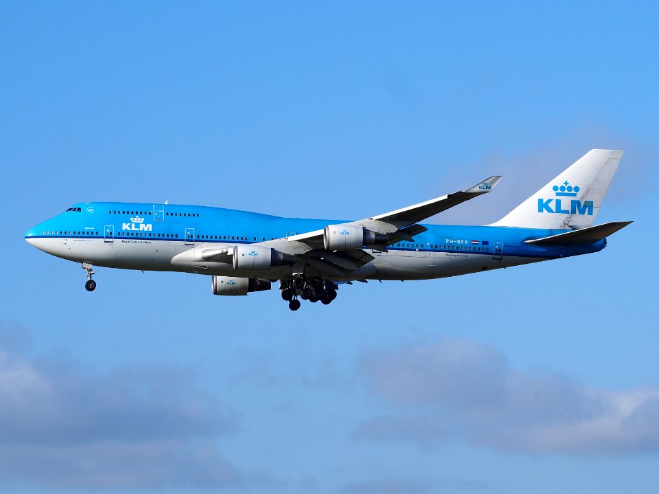 PH-BFK, landing at Schiphol on 2Feb2014 pic81