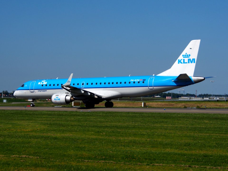 PH-EZG KLM Embraer 190 taxiing at Schiphol (AMS - EHAM), The Netherlands, 18may2014, pic-3