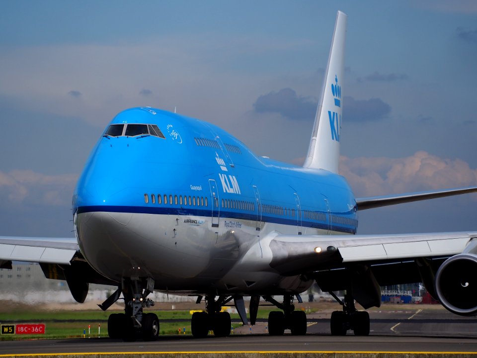 PH-BFG Boeing 747-406 KLM Royal Dutch Airlines taxiing at Schiphol (AMS - EHAM), The Netherlands, 18may2014, pic-3