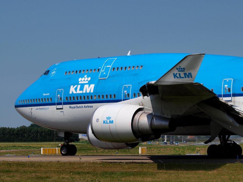 PH-BFK KLM Royal Dutch Airlines Boeing 747-406(M) - cn 25087 taxiing 21july2013 pic-004