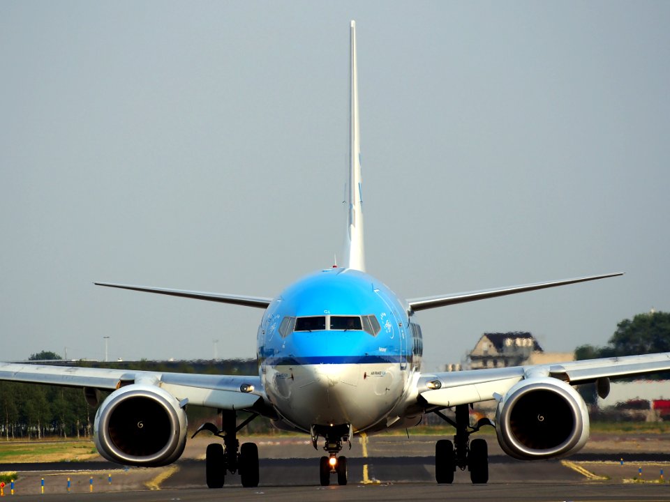 PH-BGL KLM Royal Dutch Airlines Boeing 737-7K2(WL) - cn 30369 25august2013 pic-001