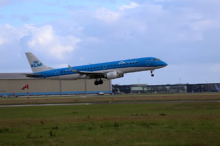 PH-EZI EHAM 2