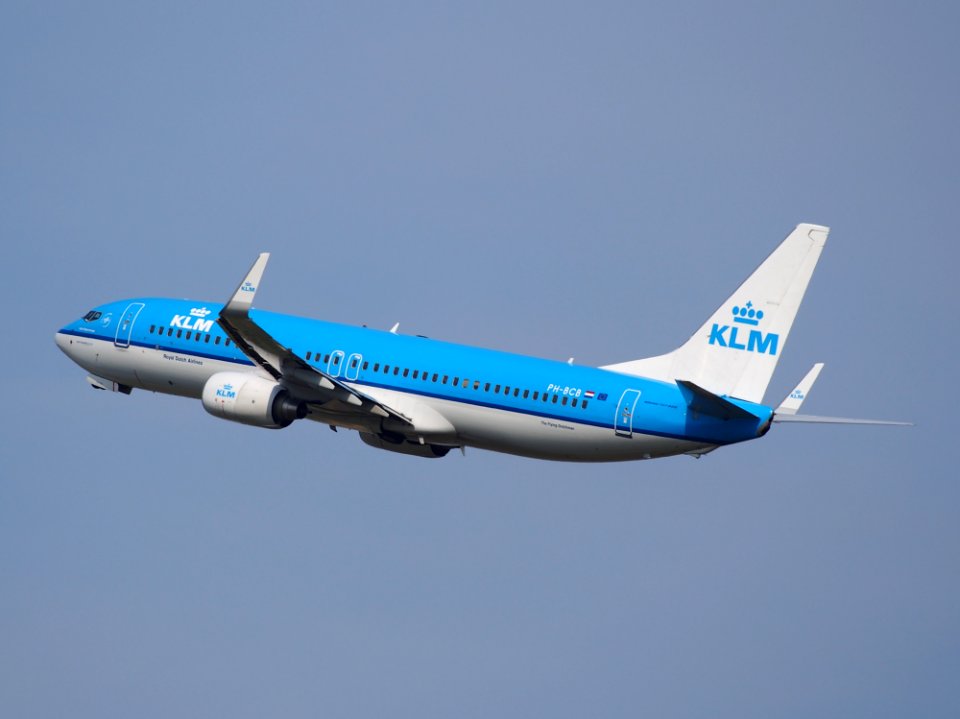 PH-BCB KLM Royal Dutch Airlines Boeing 737-8K2(WL) - cn 39443 take-off at Schiphol
