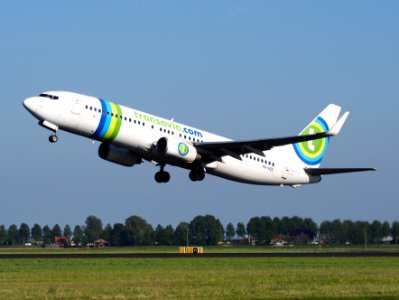 PH-HZE Transavia Boeing 737-8K2(WL), takeoff from Schiphol (AMS - EHAM), The Netherlands, 16may2014, pic-1