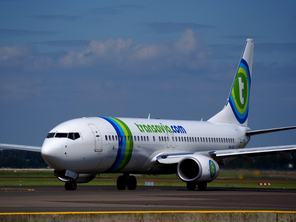 PH-HSI Transavia Boeing 737-8K2(WL) taxiing at Schiphol (AMS - EHAM), The Netherlands, 18may2014, pic-5