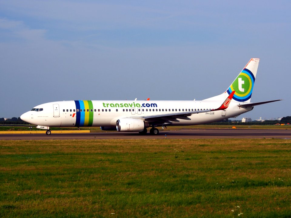 PH-GUB Transavia Boeing 737-8EH(WL) - cn 35832, taxiing 22july2013 pic-004
