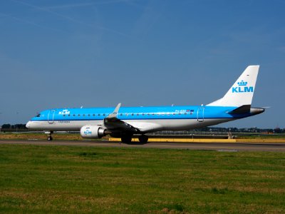 PH-EZO KLM Cityhopper Embraer ERJ-190STD (ERJ-190-100) - cn 19000345 pic10