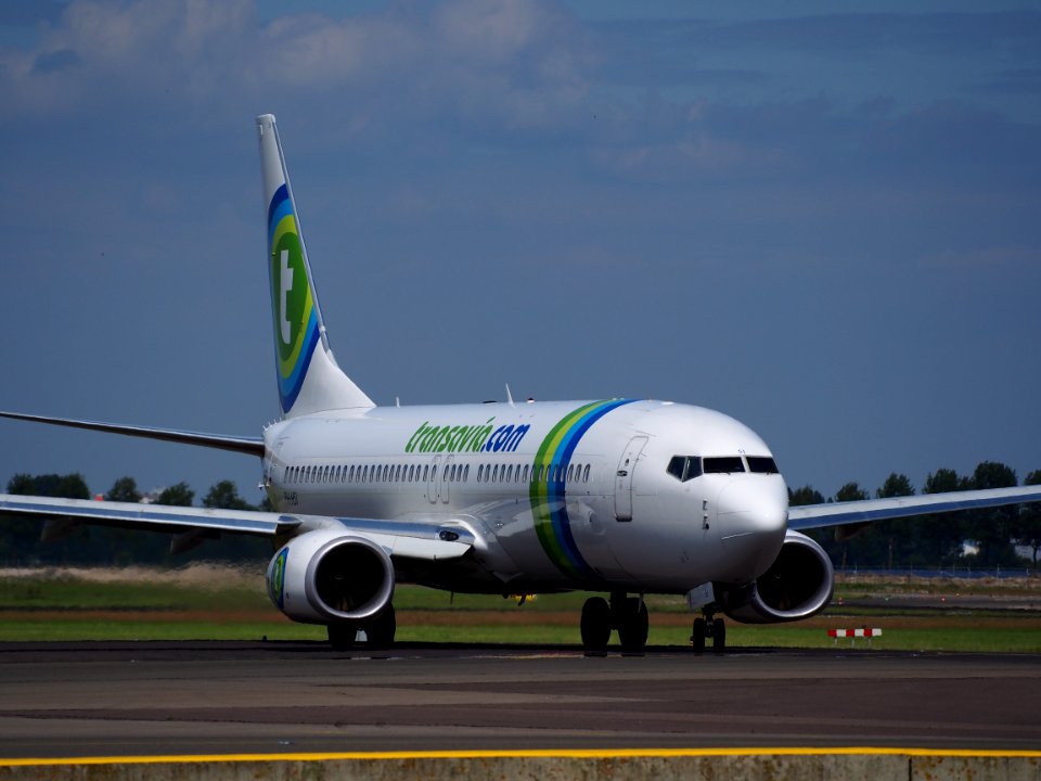 PH-HSI Transavia Boeing 737-8K2(WL) taxiing at Schiphol (AMS - EHAM), The Netherlands, 18may2014, pic-2