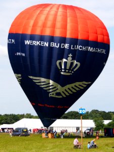 PH-FVH Werken bij de Luchtmacht