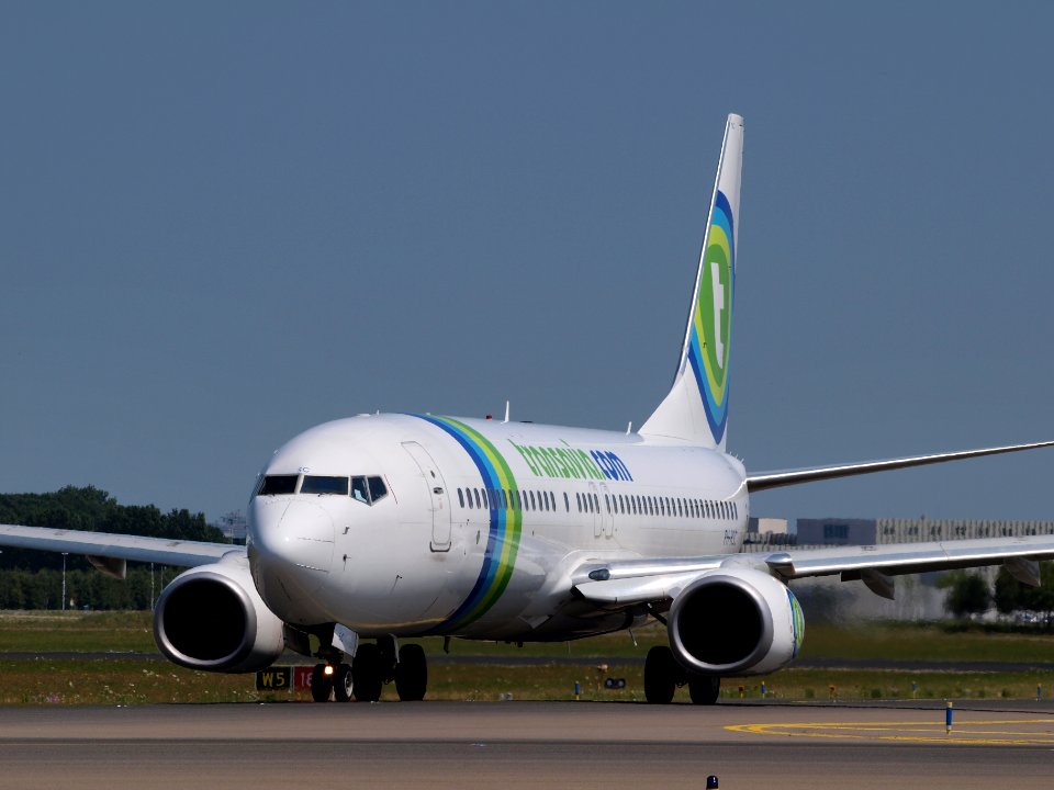 PH-HSC Transavia Boeing 737-8K2(WL) - cn 34173, taxiing 21july2013 pic-001