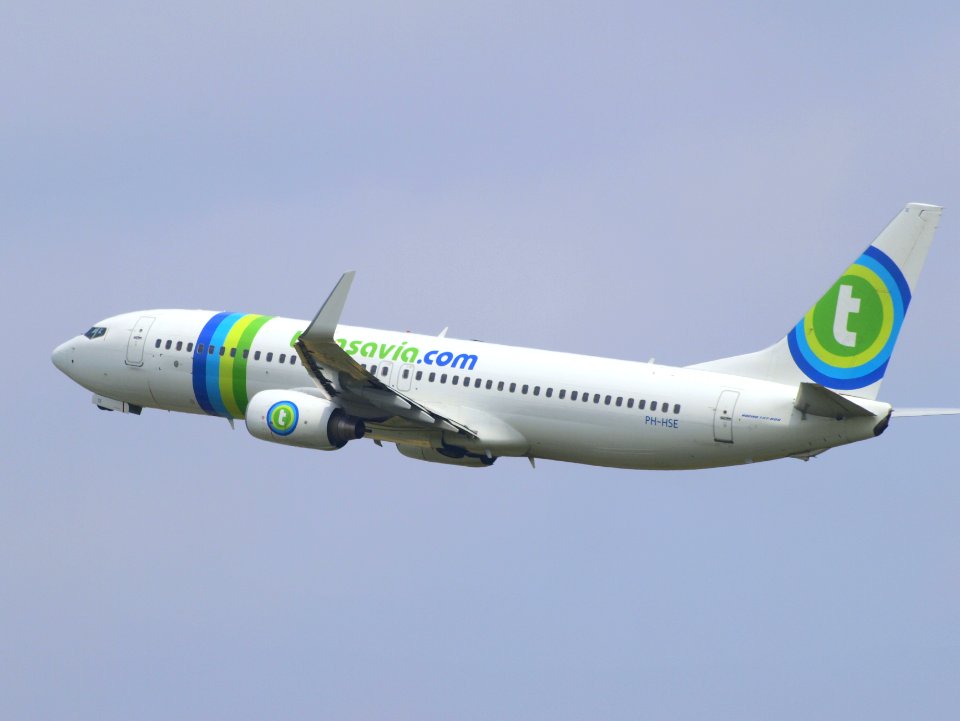PH-HSE Transavia Boeing 737-8K2(WL) take-off 14july2013 pic-002