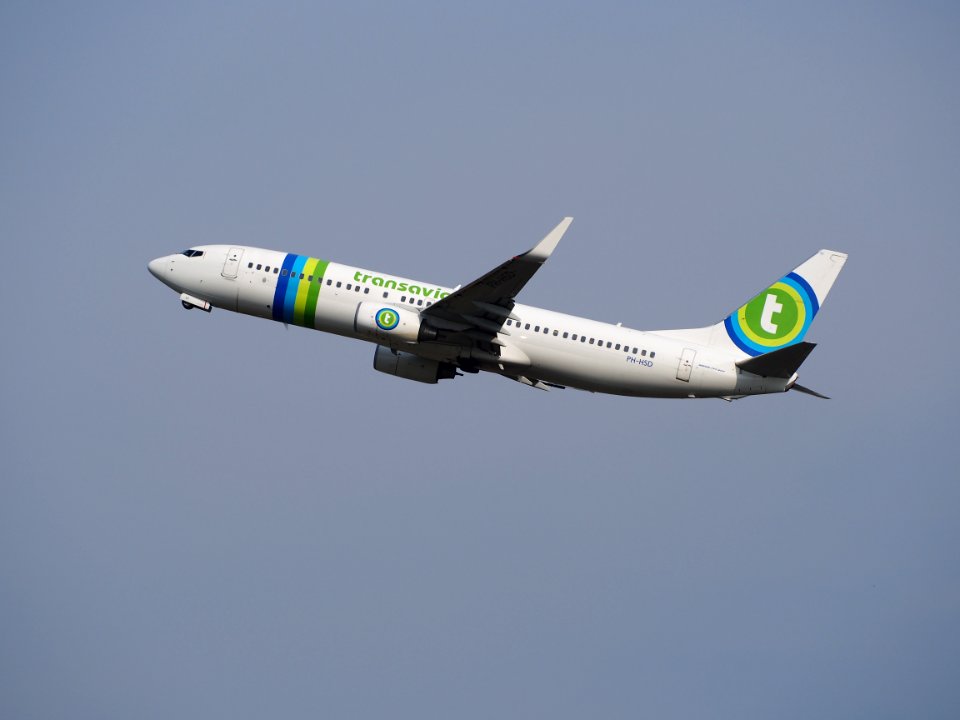 PH-HSD Transavia Boeing 737-8K2(WL) - cn 39260 take-off, 25august2013 pic3