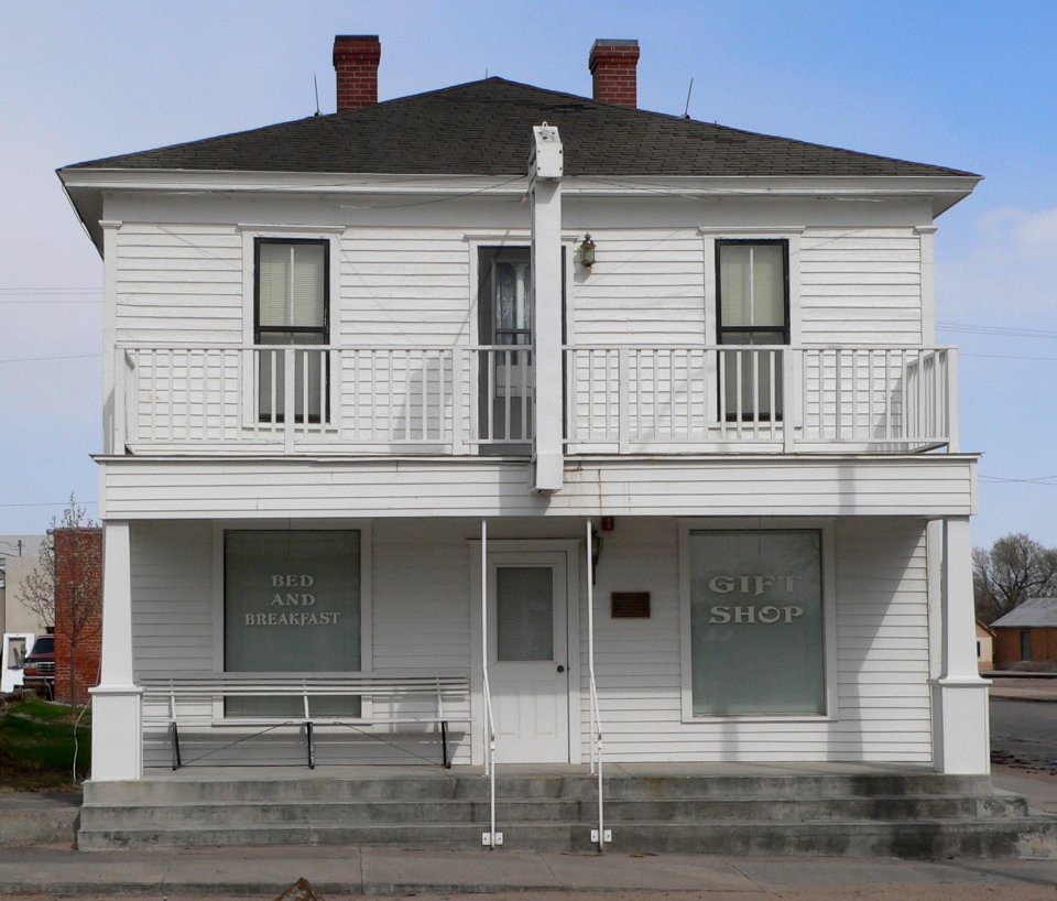 Phelps Hotel (Big Springs, Nebraska) from W