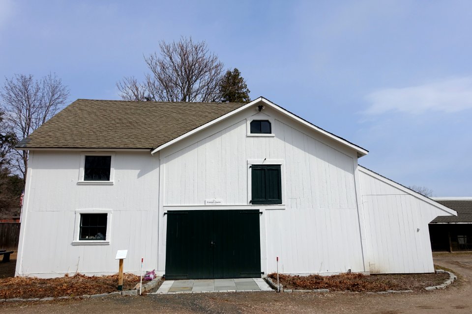 Phelps Barn, late 1890s - Simsbury, CT - DSC00619