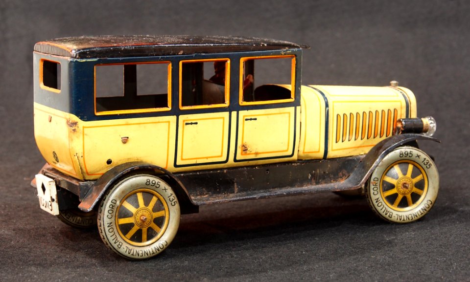 Photo of a JDN tin car 603 made in Germany, pic6