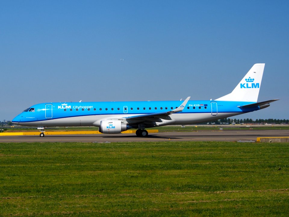 PH-EXD KLM Embraer 190 taxiing at Schiphol (AMS - EHAM), The Netherlands, 18may2014, pic-4