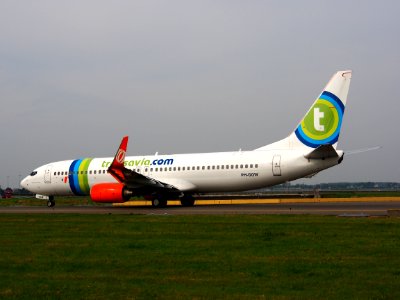 PH-GGW Transavia Boeing 737-8EH(WL) - cn 35831 taxiing 13july2013 pic4