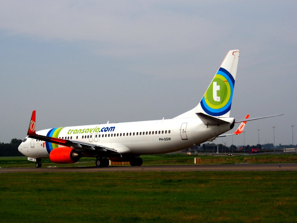 PH-GGW Transavia Boeing 737-8EH(WL) - cn 35831 taxiing 13july2013 pic5