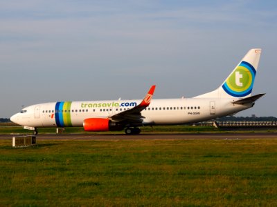 PH-GGW Transavia Boeing 737-8EH(WL) - cn 35831 taxiing 22july2013 pic2