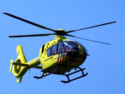 PH-ELP at Amsterdam Heliport (ICAO EHHA), Port of Amsterdam, pic5