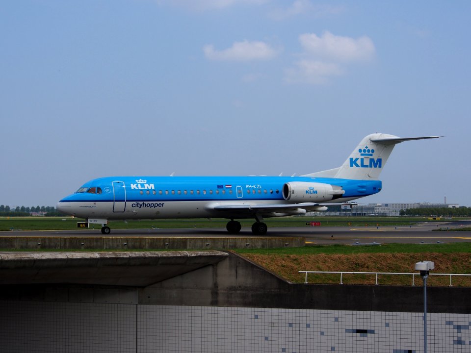 PH-KZL KLM Cityhopper Fokker F70 - cn 11536 - pic5
