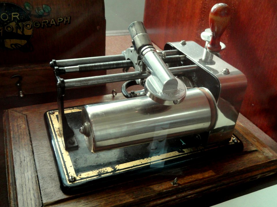 Phonograph - Cabinet of Physics (Arppeanum) - - DSC05175