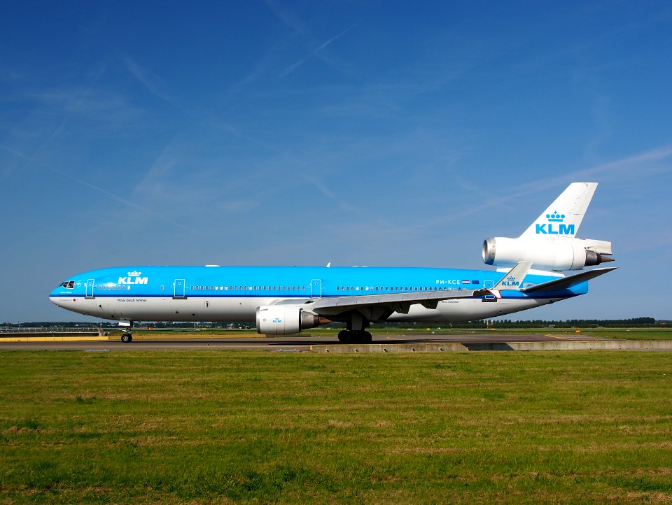 PH-KCE KLM Royal Dutch Airlines McDonnell Douglas MD-11 - cn 48559 pic4