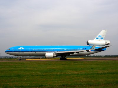 PH-KCA KLM Royal Dutch Airlines McDonnell Douglas MD-11 - cn 48555 taxiing 13july2013 pic2