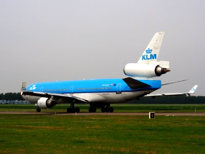 PH-KCA KLM Royal Dutch Airlines McDonnell Douglas MD-11 - cn 48555 taxiing 13july2013 pic4