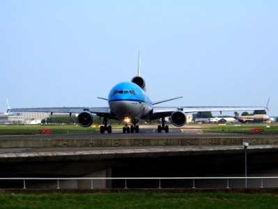 PH-KCB KLM Royal Dutch Airlines McDonnell Douglas MD-11 - cn 48556 pic1