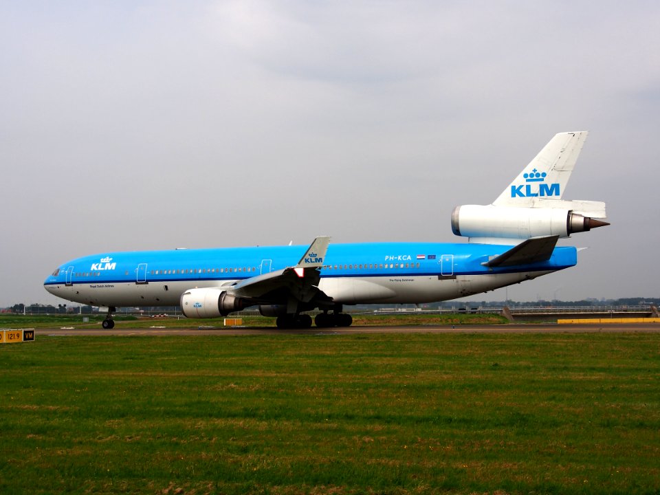 PH-KCA KLM Royal Dutch Airlines McDonnell Douglas MD-11 - cn 48555 taxiing 13july2013 pic3