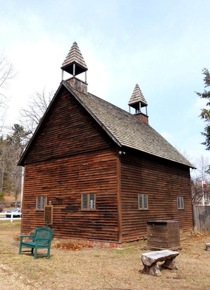 Phelps Tavern Museum meetinghouse replica, dedicated 1970 - Simsbury, CT - DSC00616