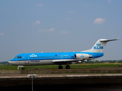 PH-KZF KLM Cityhopper Fokker F70 - cn 11577 - pic3