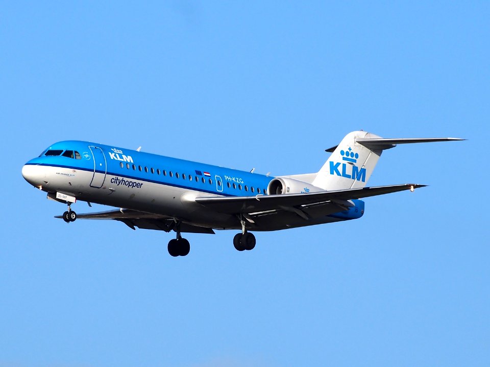 PH-KZG, landing at Schiphol on 2Feb2014 pic16