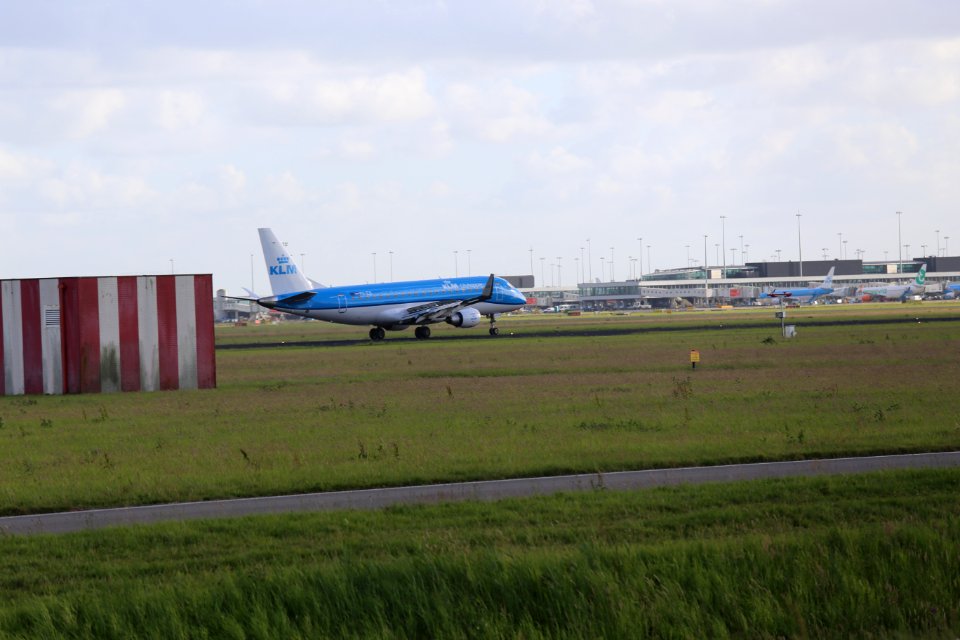 PH-EXI EHAM 3