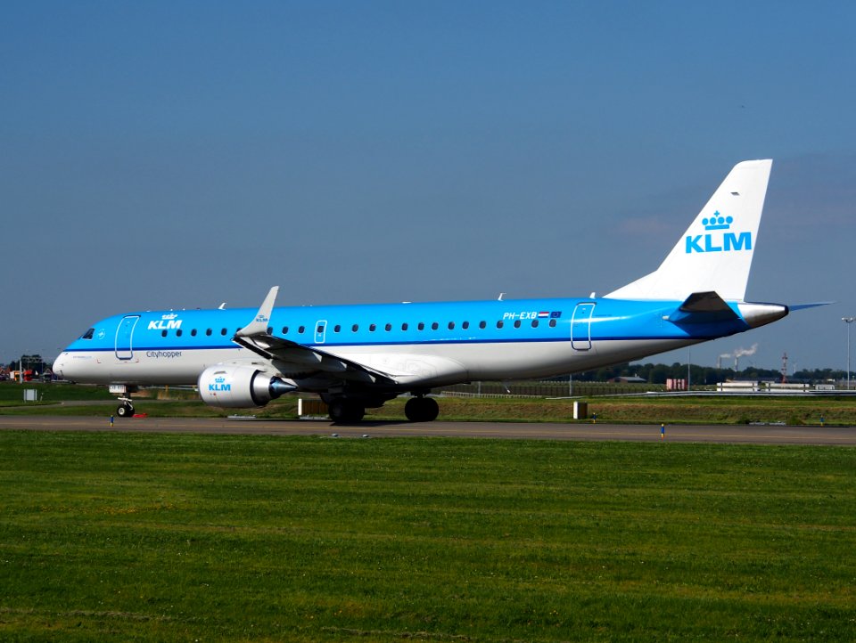 PH-EXB KLM Cityhopper Embraer ERJ-190STD (ERJ-190-100) - cn 19000658 at Schiphol (AMS - EHAM), The Netherlands, 16may2014, pic3
