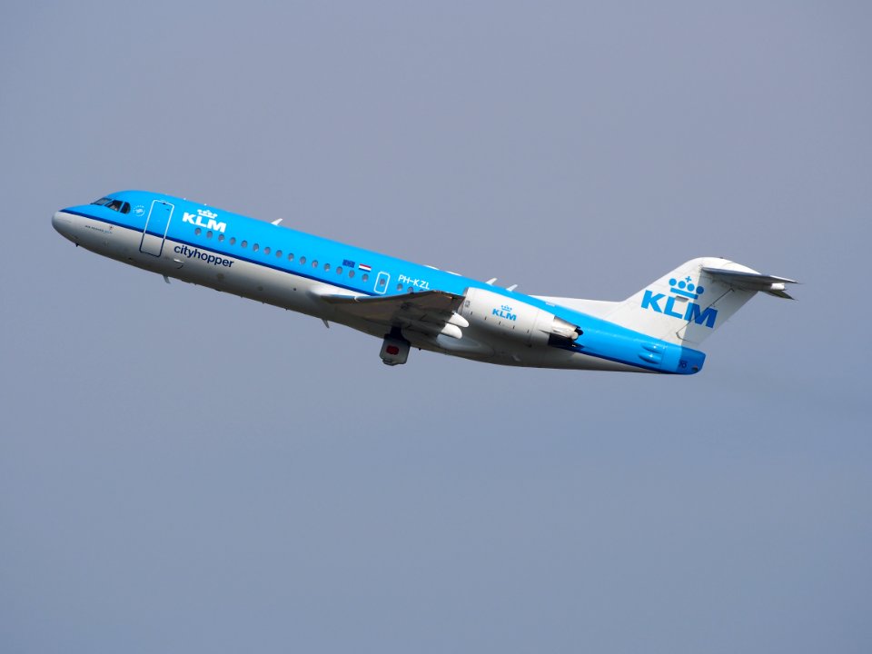 PH-KZL KLM Cityhopper Fokker F70 - cn 11536 take-off, 25august2013 pic-1