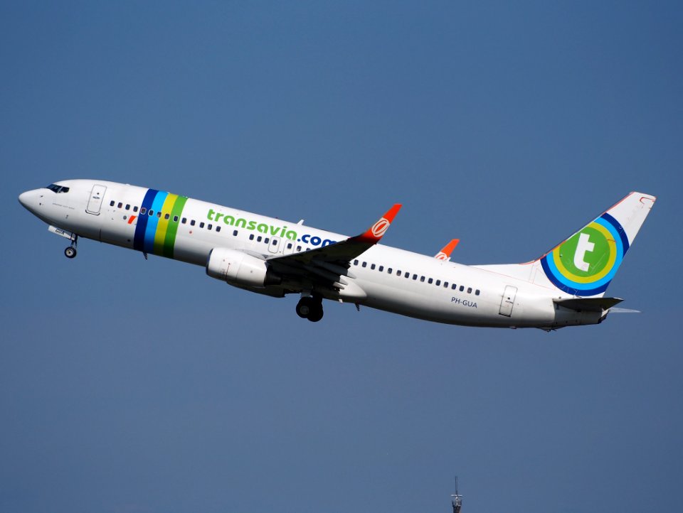 PH-GUA Transavia Boeing 737-8EH(WL), takeoff from Schiphol (AMS - EHAM), The Netherlands, 18may2014, pic-1