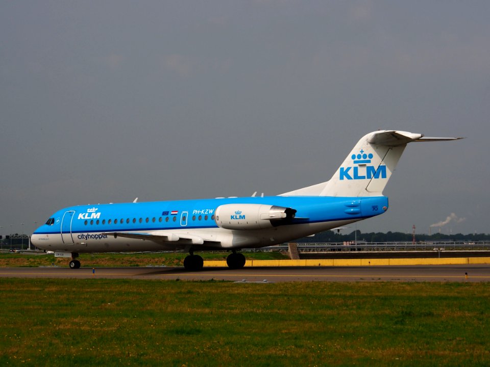 PH-KZW KLM Cityhopper Fokker F70, 14july2013 pic3