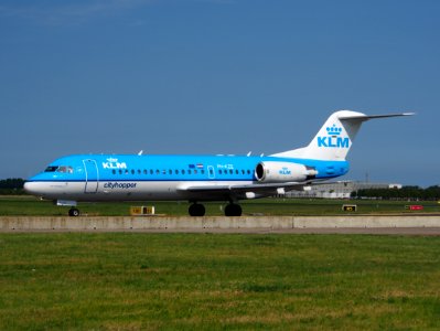 PH-KZE KLM Cityhopper Fokker F70 - cn 11576 - pic2
