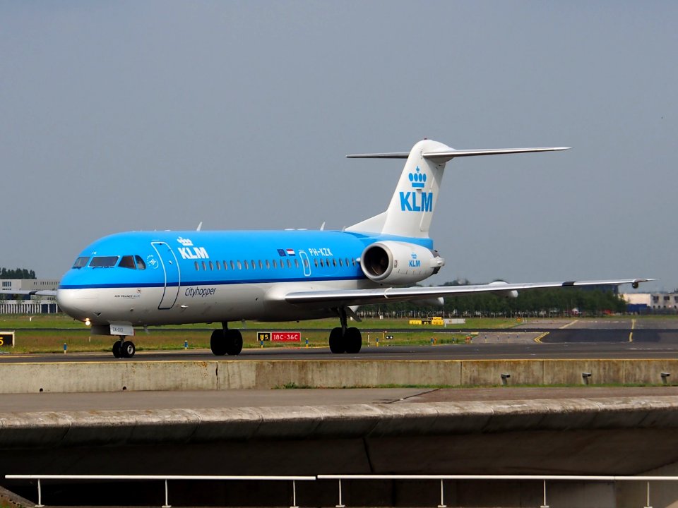 PH-KZK KLM Cityhopper Fokker F70, 14july2013 pic1