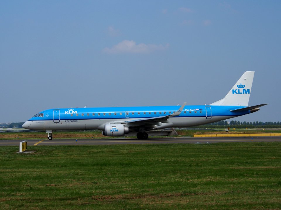 PH-EZR KLM Cityhopper Embraer ERJ-190STD (ERJ-190-100) - cn 19000375 pic7