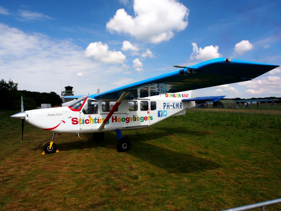 PH-KMR Gippsland G.8 Airvan pic1.8 Airvan pic