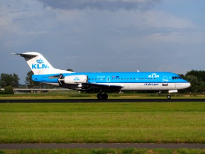 PH-KZP KLM Cityhopper Fokker F70, 11Aug2014, landing at Schiphol (AMS - EHAM), The Netherlands, pic2