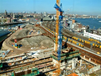 Photo-buildingcranes-constructionsite-2005-Amsterdam-Oosterdokseiland-high-resolution photo