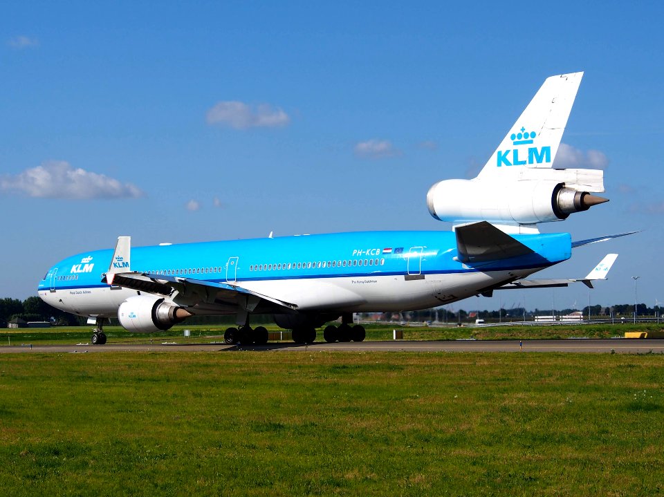 PH-KCB KLM Royal Dutch Airlines McDonnell Douglas MD-11 - cn 48556 taxiing 19july2013 pic11