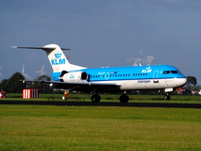 PH-KZP KLM Cityhopper Fokker F70, 11Aug2014, landing at Schiphol (AMS - EHAM), The Netherlands, pic1